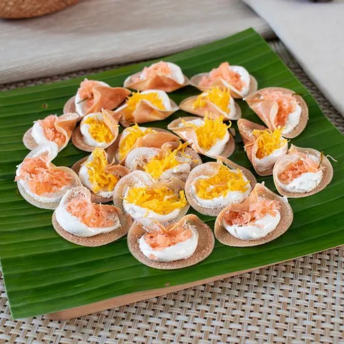 ขนมเบื้อง (ไส้เค็ม)