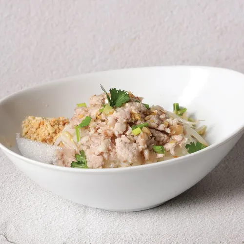 ก๋วยเตี๋ยวหมูสับ (น้ำ/แห้ง/ต้มยำ/แห้งยำ)